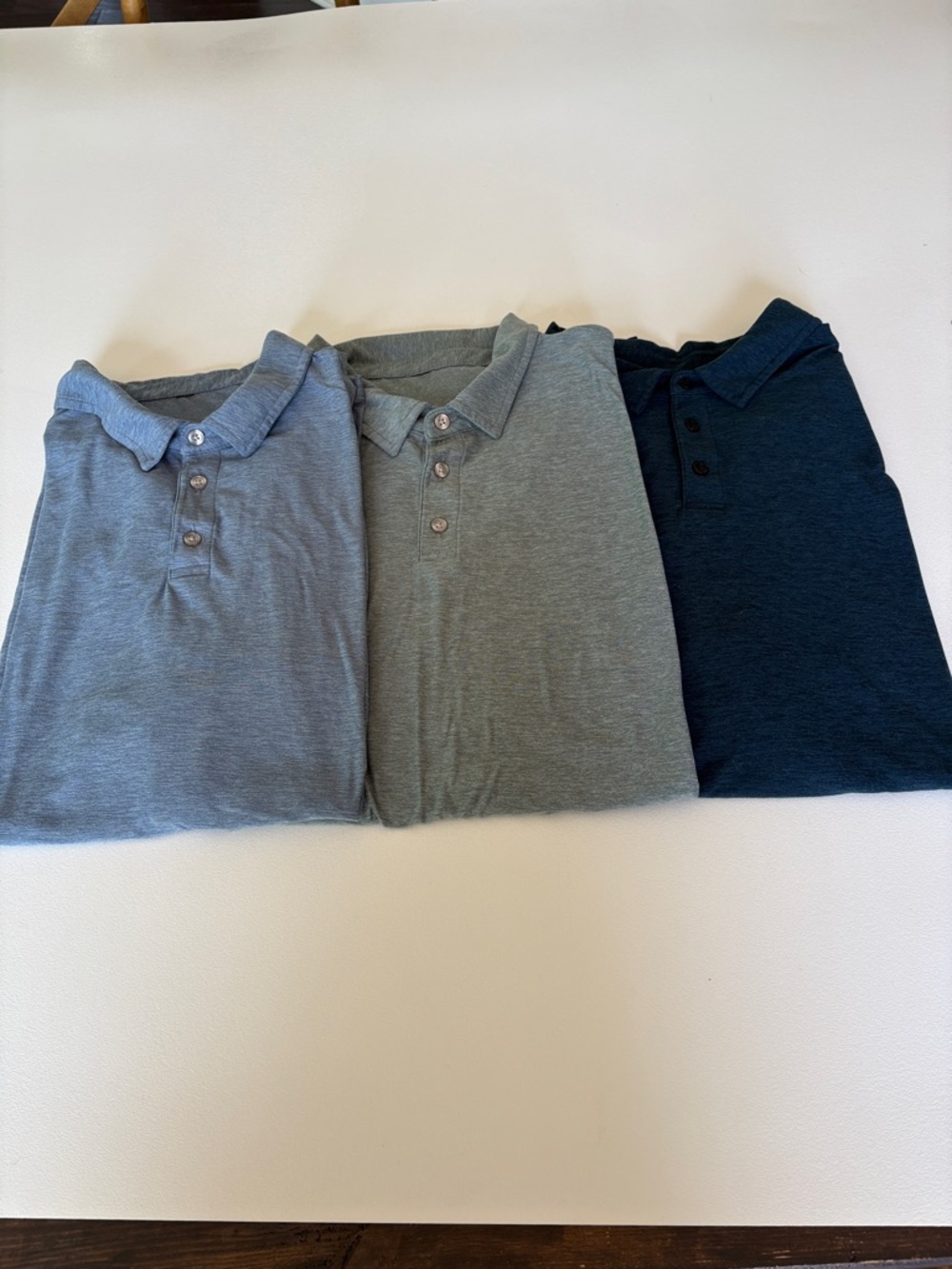 Vuori Set of 3 Strato ? Polo Shirts Blue, Green, Teal Athleisure Preppy Size XXL